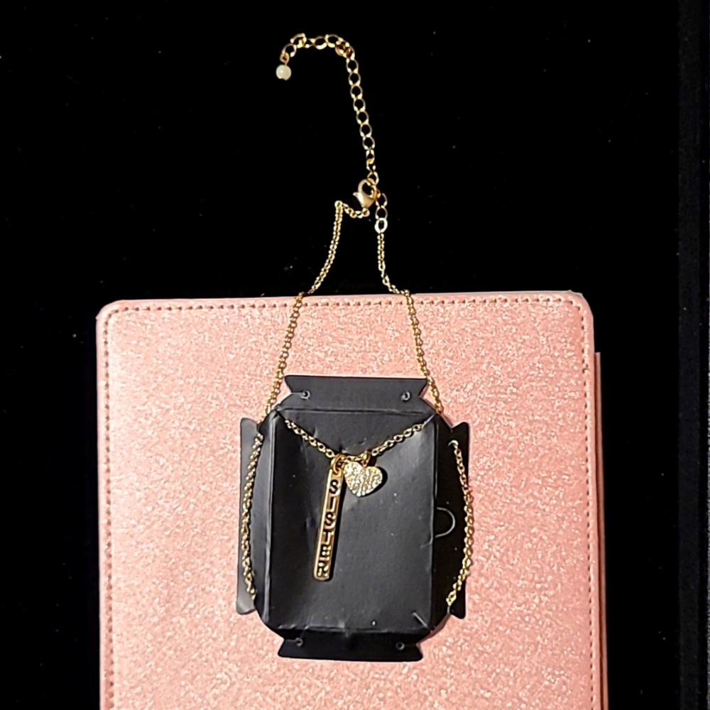 Beautiful sister necklace